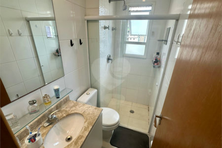 Apartamento à venda com 3 quartos, sendo 1 suíte,  em Baeta Neves, São Bernardo do Campo, SP