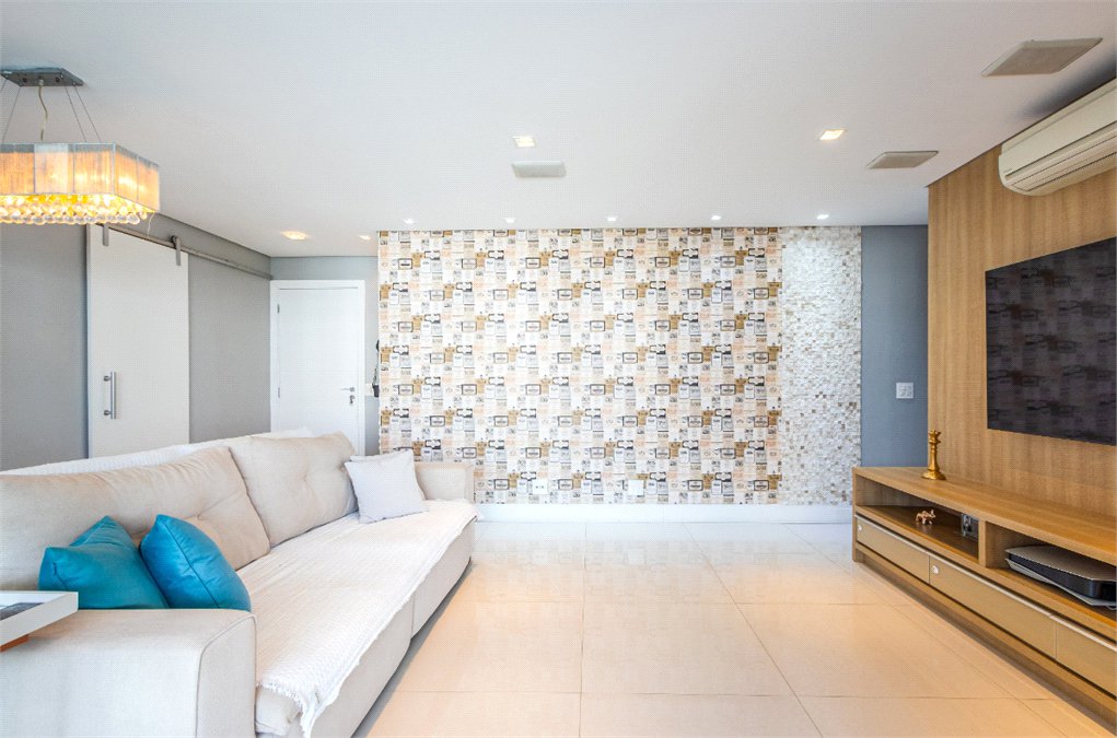 Apartamento à venda com 3 quartos, sendo 1 suíte,  em Vila Cruzeiro, São Paulo, SP