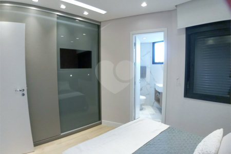 Apartamento à venda com 2 quartos, sendo 1 suíte, em Santa Teresinha, São Paulo, SP