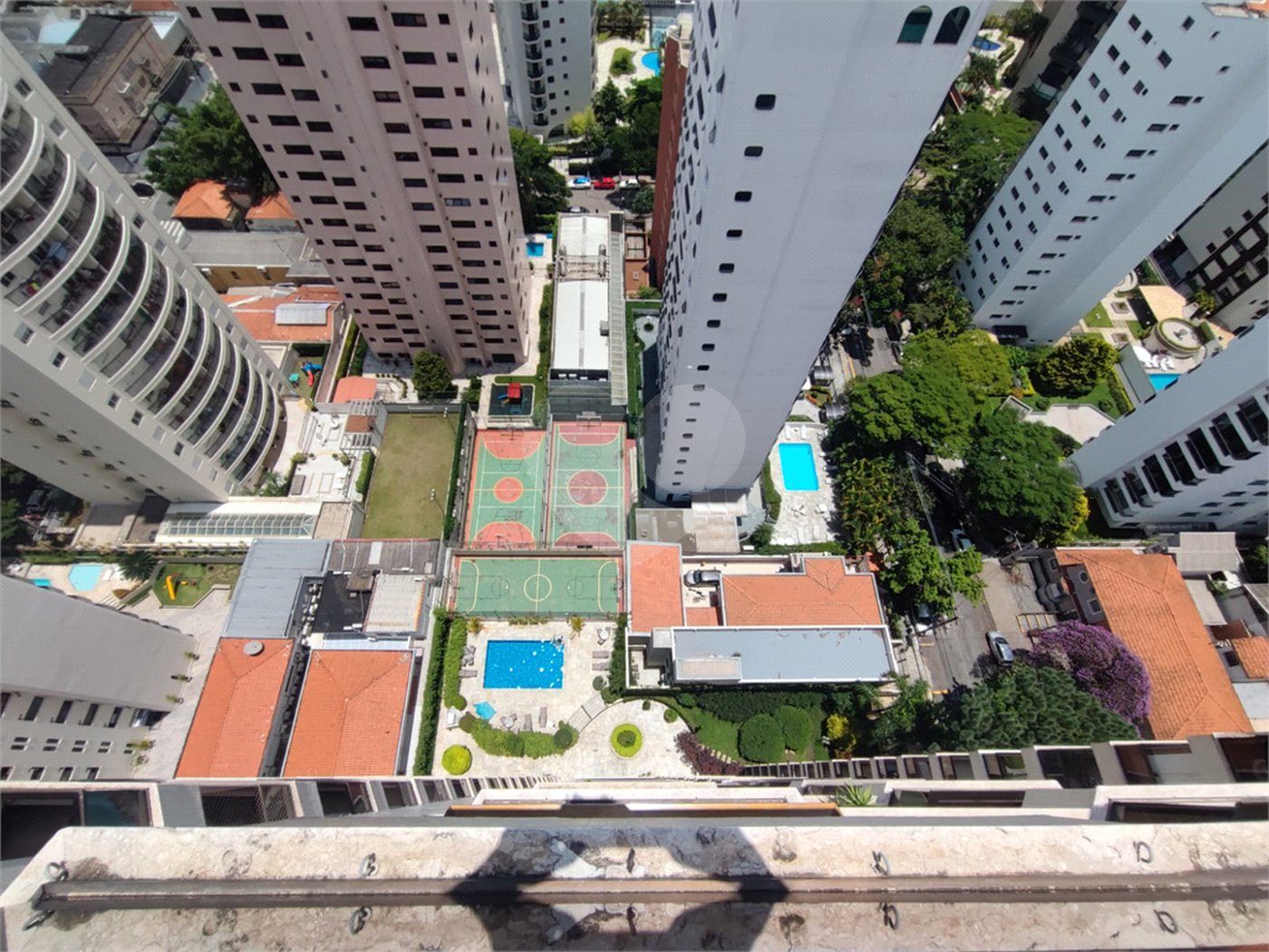 Apartamento à venda com 4 suítes em Moema, São Paulo, SP