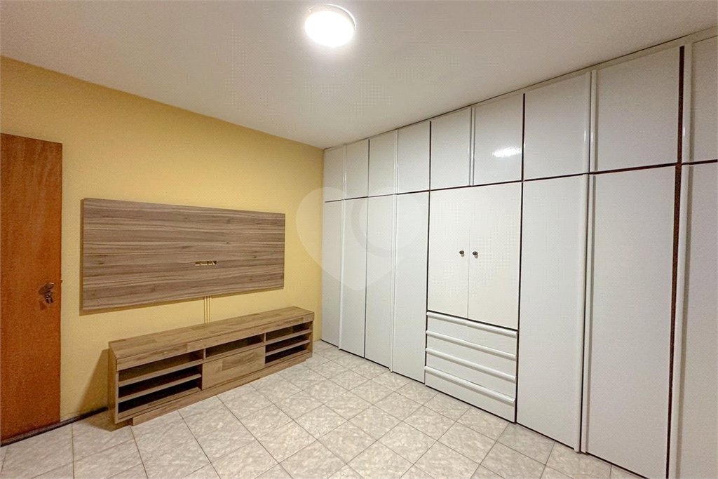 Casa para alugar com 3 quartos, sendo 1 suíte, em Vila Anglo Brasileira, São Paulo, SP