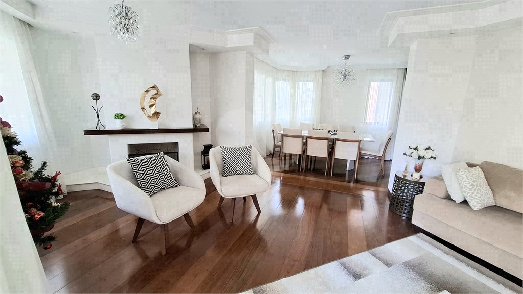 Apartamento à venda com 3 suítes em Santana, São Paulo, SP