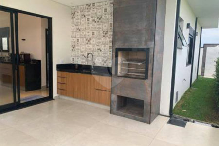 Casa à venda com 2 quartos, sendo 1 suíte, em Pinheirinho, Vinhedo, SP