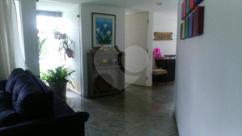 Sobrado à venda com 5 quartos, sendo 2 suítes,  em Instituto de Previdência, São Paulo, SP