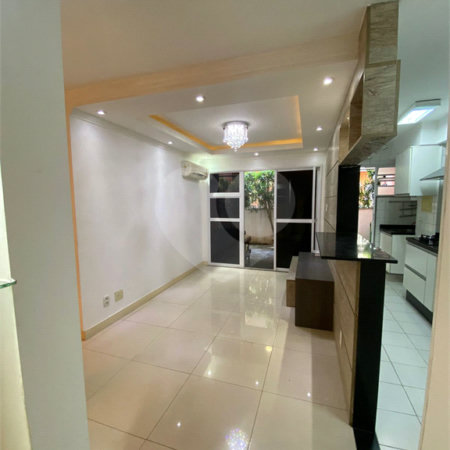 Apartamento à venda com 3 quartos, sendo 1 suíte, em Campo Grande, Rio de Janeiro, RJ