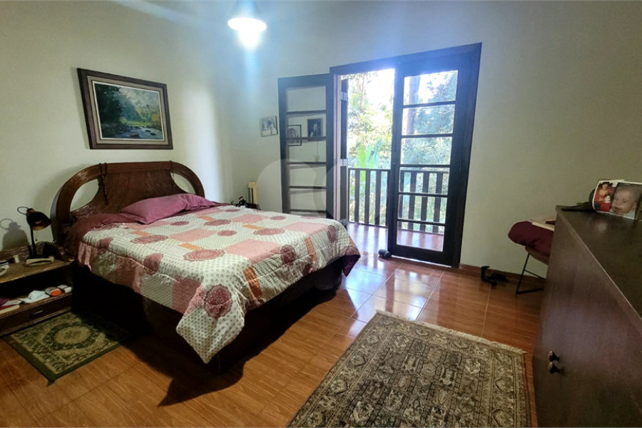 Casa à venda com 3 quartos, sendo 1 suíte, em Serra da Cantareira, Mairiporã, SP
