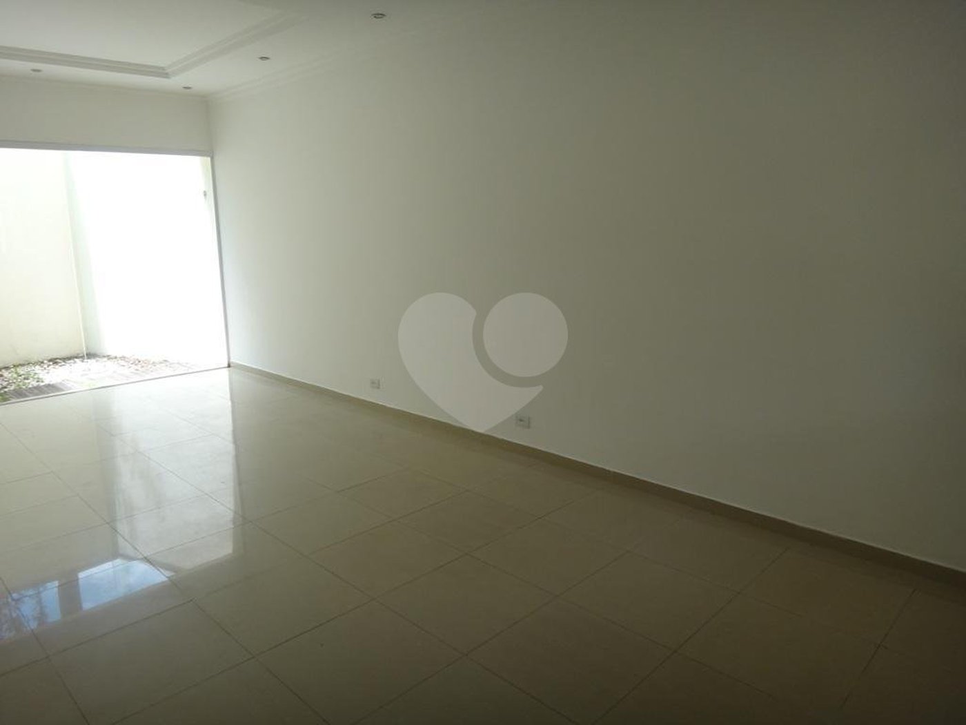 Casa à venda ou para alugar com 4 quartos, sendo 2 suítes, no condomínio Vila Hípica, São Paulo - SP