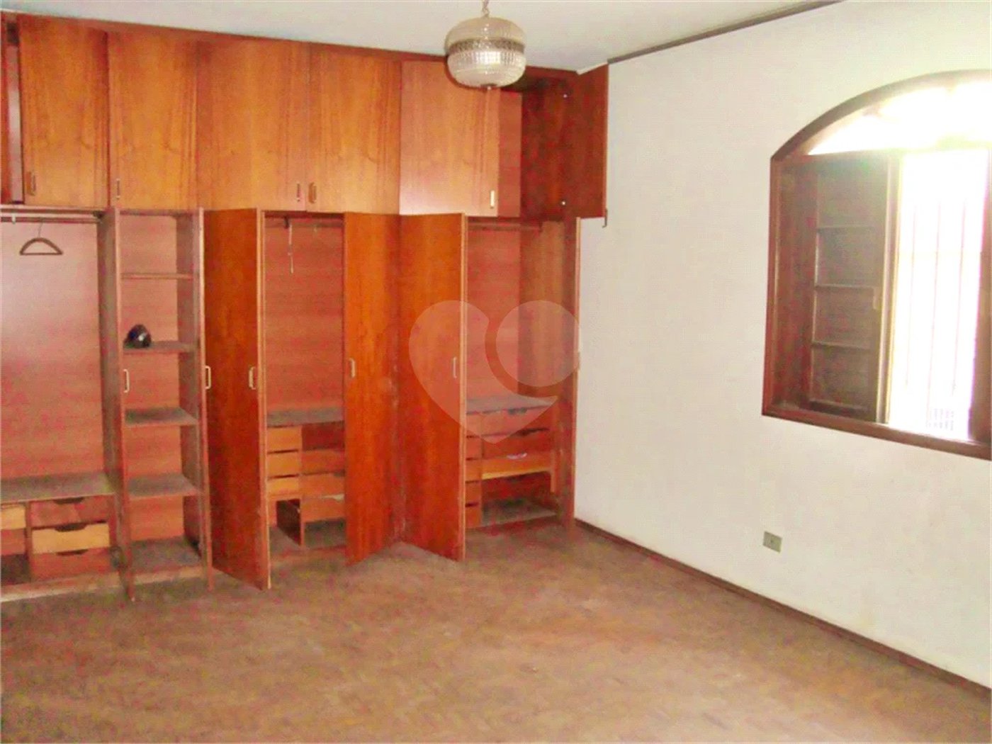Sobrado à venda com 4 quartos, sendo 1 suíte, em Imirim, São Paulo, SP
