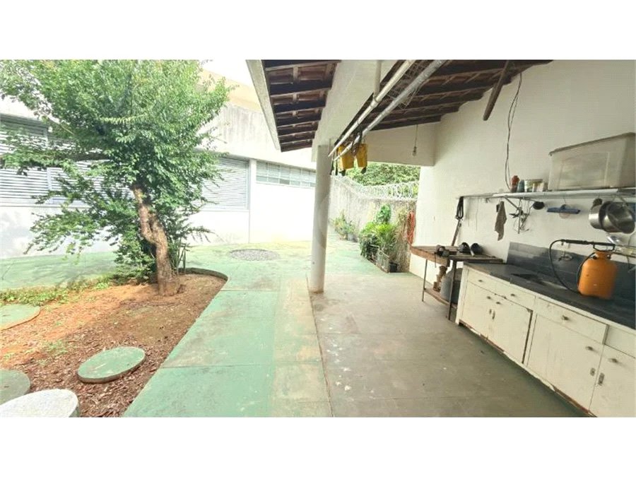 Casa à venda com 4 quartos, sendo 3 suítes, em Santana, São Paulo, SP