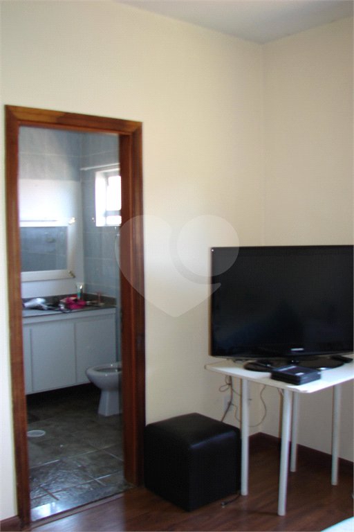 Casa à venda com 3 quartos, sendo 1 suíte, no condomínio Estância Marambaia, Vinhedo - SP