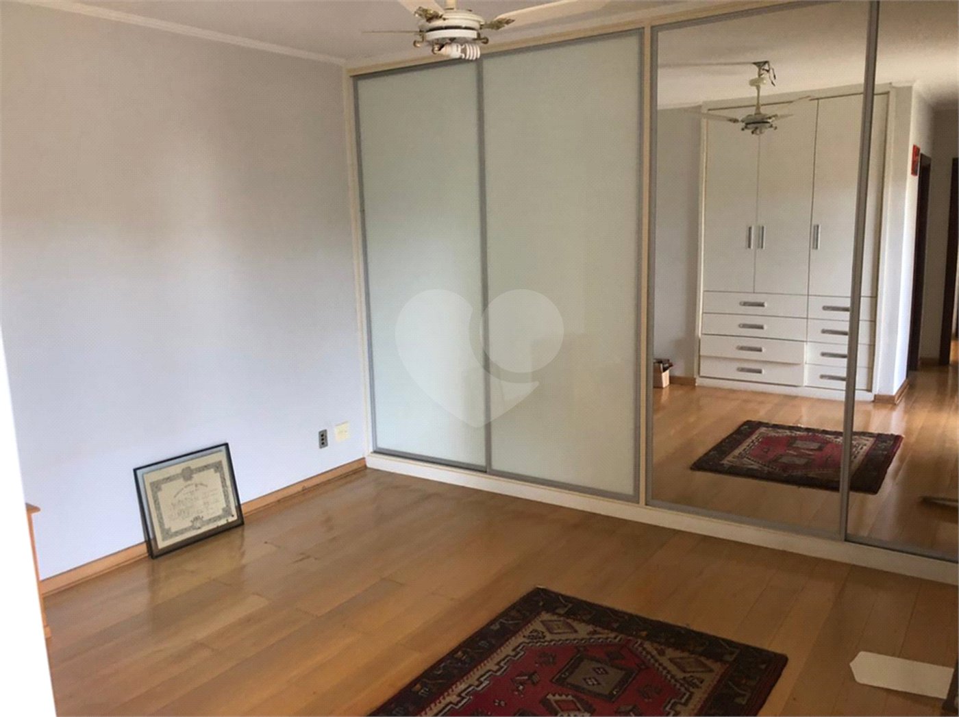 Casa para venda no Condomínio Parque Faber 1