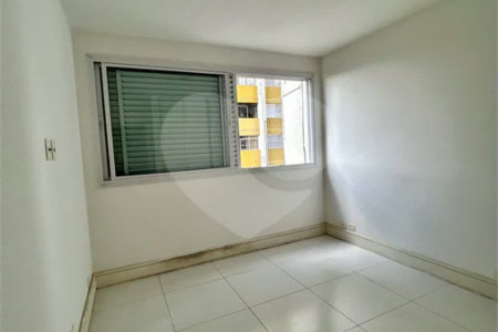 Apartamento de 105 m2, 3 dorms, 2 vagas livres em Perdizes