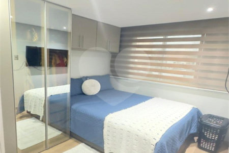 Apartamento com 40 m², 2 quartos, à venda no Cambuci