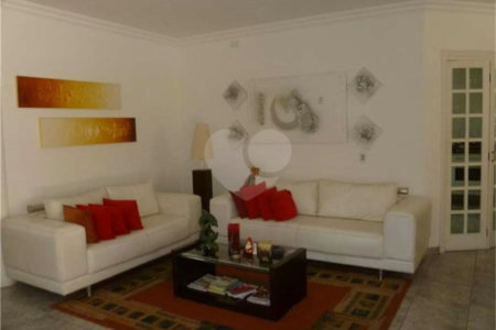 Casa para Venda no Condomínio Vivenda das Vinhas em Vinhedo/SP