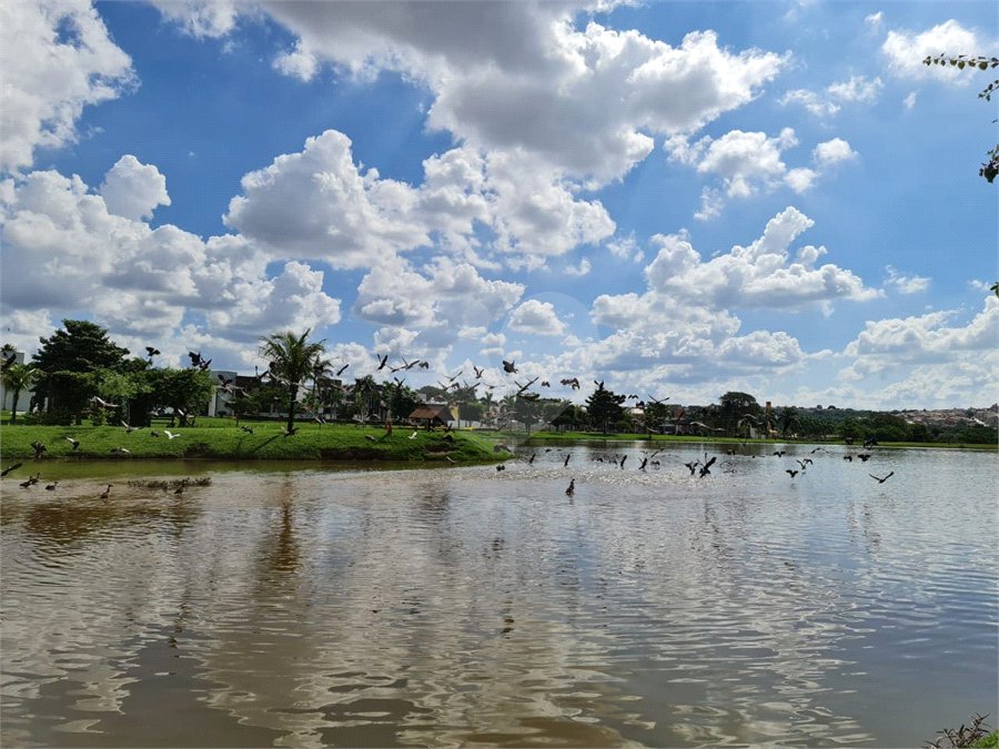Casa à venda com 3 quartos, sendo 1 suíte,  no condomínio Ibiti Royal Park, Sorocaba - SP