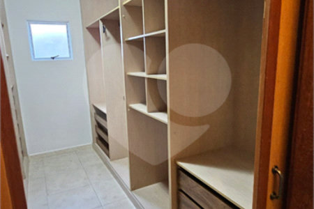 Casa para alugar com 4 quartos, sendo 2 suítes, no condomínio Portal de Itaici, Indaiatuba - SP
