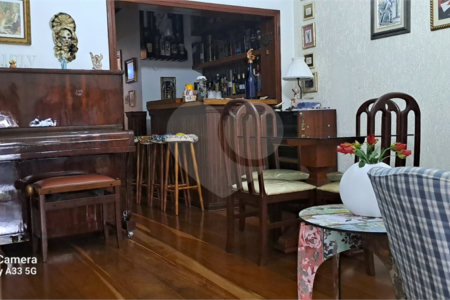 Casa com 5 Quartos Jardim Armênia Mogi das Cruzes. sp