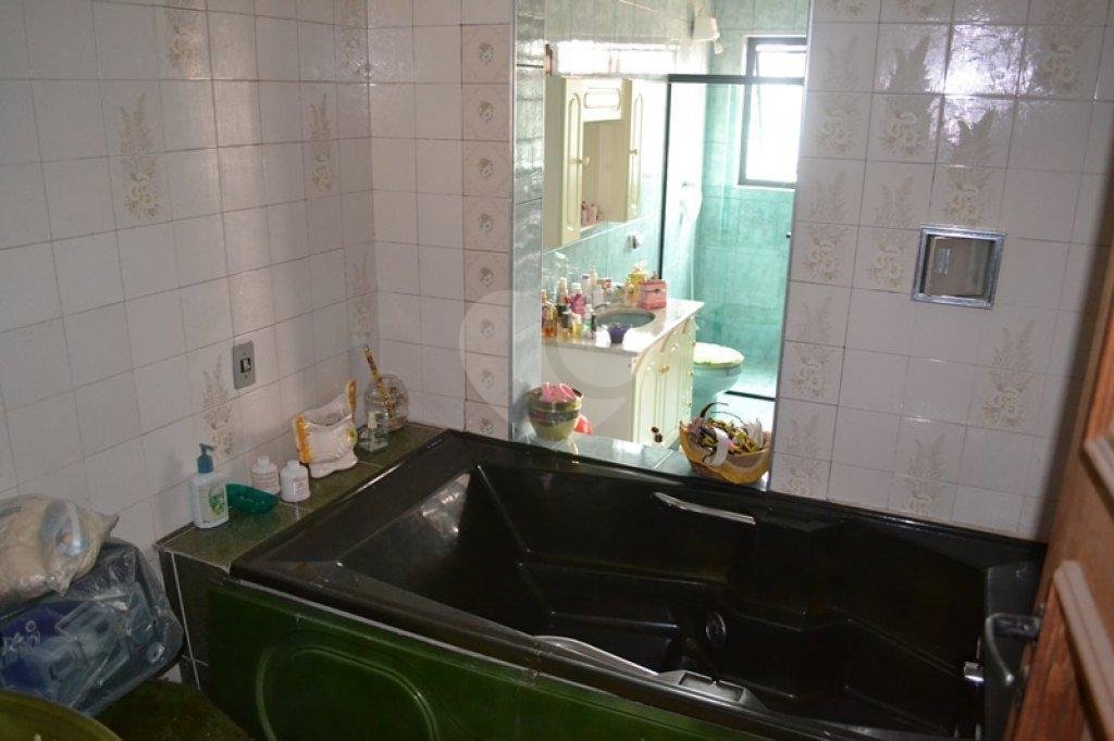 Sobrado à venda com 4 quartos, sendo 1 suíte, em Imirim, São Paulo, SP