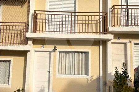 Casa à venda com 2 quartos no condomínio Residencial Ilha de Malta,255, Cotia - SP