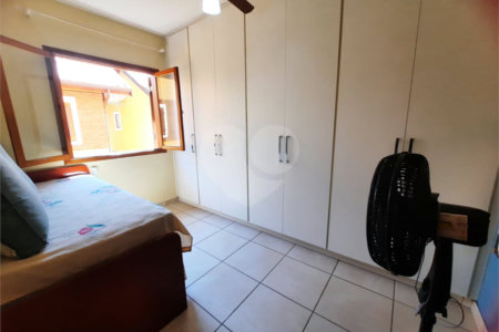 Casa à venda com 3 quartos, sendo 1 suíte, no condomínio Residencial Sol Francisco, São Paulo - SP