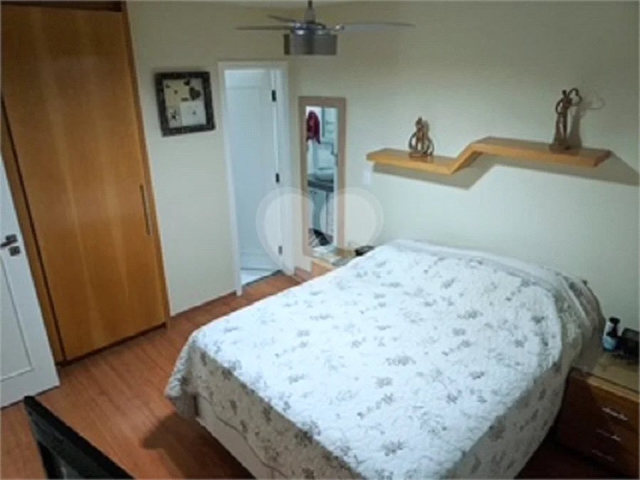 Casa à venda com 3 quartos, sendo 1 suíte, no condomínio Mariana, São Paulo - SP