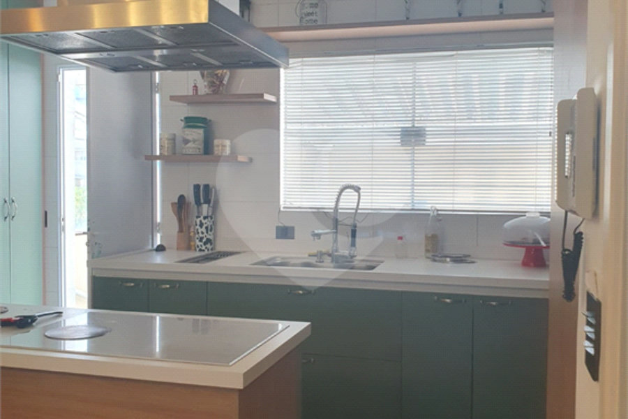 Casa à venda com 4 quartos, sendo 2 suítes, em Vila Guilherme, São Paulo, SP