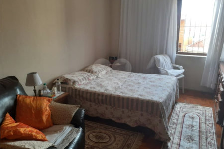 Sobrado à venda com 4 quartos, sendo 1 suíte,  em Jardim São Paulo(zona Norte), São Paulo, SP