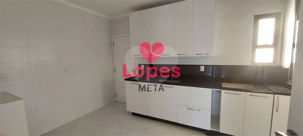 Apartamento à venda com 3 suítes em Parque Residencial Aquarius, São José dos Campos, SP