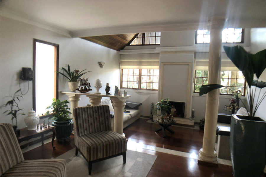 Casa à venda com 4 suítes no condomínio Residencial Floresta, São Paulo - SP