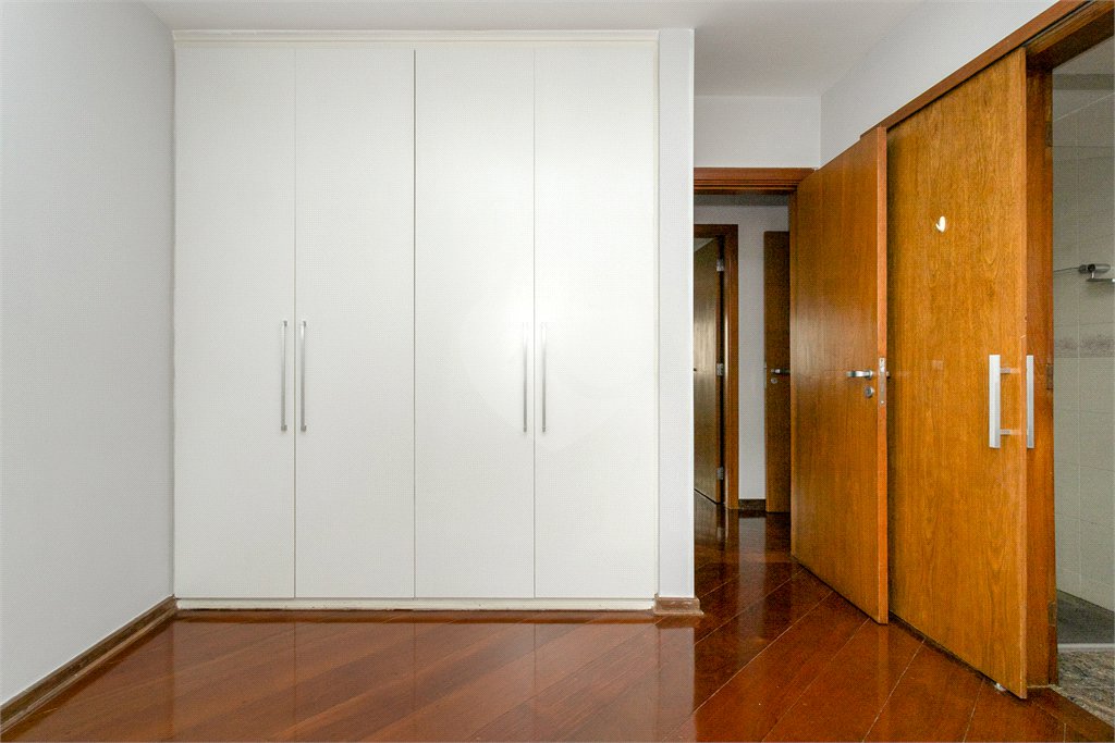 Apartamento à venda com 4 quartos, sendo 3 suítes, em Perdizes, São Paulo, SP
