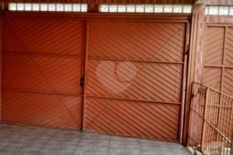 Sobrado à venda com 3 quartos, sendo 1 suíte, em Horto, São Paulo, SP