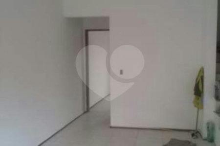 Sobrado à venda com 3 quartos, sendo 2 suítes, em Jardim Monte Kemel, São Paulo, SP