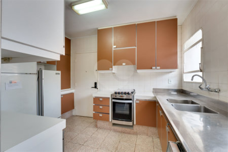 Apartamento à venda com 4 quartos, sendo 2 suítes, em Granja Julieta, São Paulo, SP