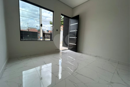 Casa de Vila à venda com 2 quartos, sendo 1 suíte, em Vila Nova Sorocaba, Sorocaba, SP