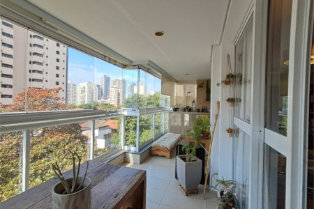 Apartamento à venda com 3 suítes em Perdizes, São Paulo, SP