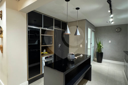 Apartamento à venda com 2 suítes em Jardim Esmeralda, São Paulo, SP