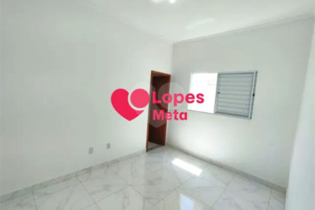 Casa à venda com 2 quartos, sendo 1 suíte, em Residencial Estoril, Taubaté, SP