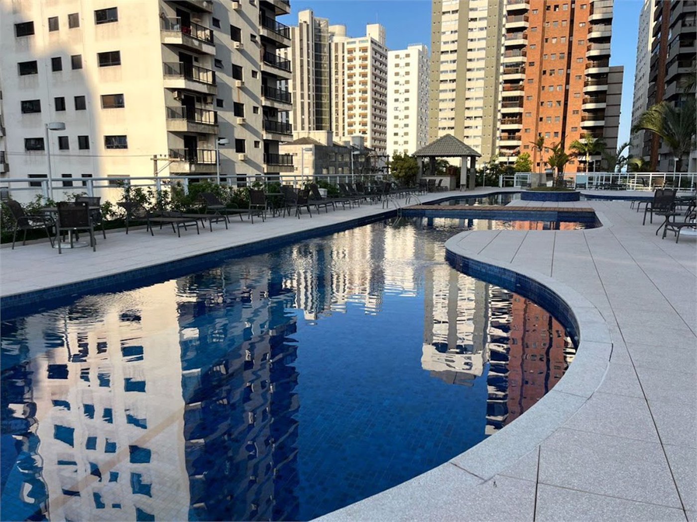 Apartamento Residencial à venda, Vila Luis Antônio, Guarujá - AP1540.