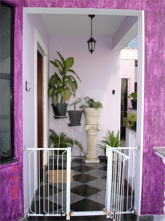 Casa à venda com 4 quartos, sendo 1 suíte, em Vila Paulicéia, São Paulo, SP