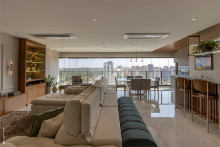Apartamento à venda com 4 quartos, sendo 2 suítes, em Campo Belo, São Paulo, SP