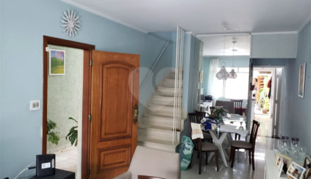 Casa à venda com 3 quartos, sendo 1 suíte,  em Santana, São Paulo, SP
