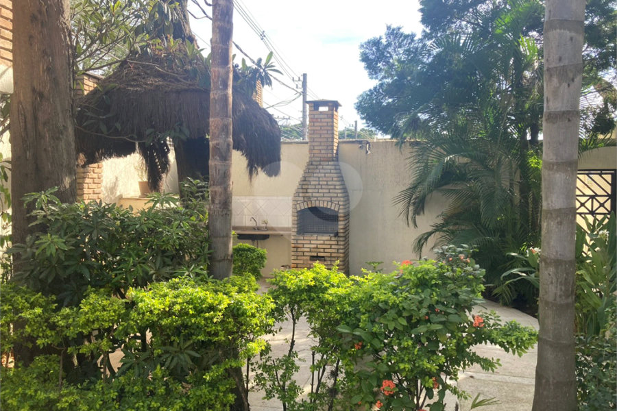 Casa à venda com 3 quartos, sendo 1 suíte, no condomínio Barbará II, São Paulo - SP