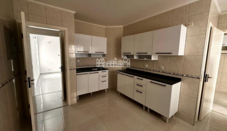 Casa para alugar com 3 suítes em Vila Santista, Atibaia, SP