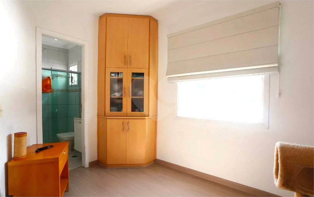 Casa à venda com 3 quartos, sendo 1 suíte,  no condomínio Residencial Villagio, São Paulo - SP