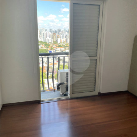 Apartamento para alugar com 3 quartos, sendo 1 suíte, em Indianópolis, São Paulo, SP
