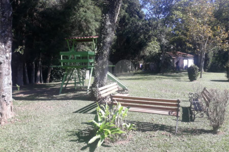 Chácara à venda com 3 quartos, sendo 2 suítes,  em Vila Darcy Penteado (mailasqui), São Roque, SP