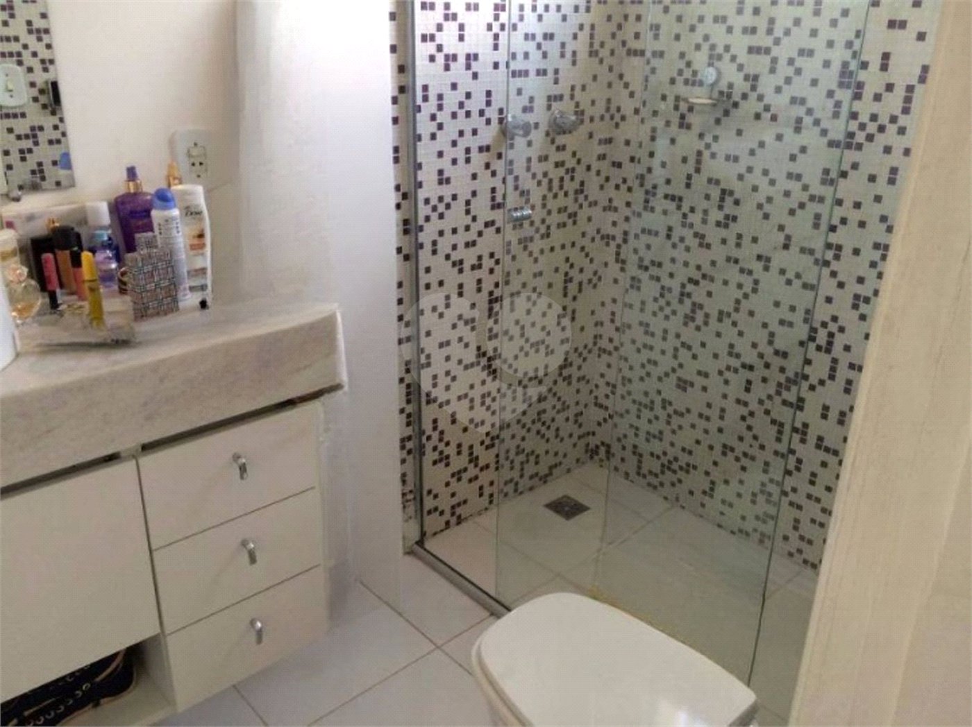 Casa à venda com 3 suítes no condomínio Residencial Jardim Paulista I, Vinhedo - SP