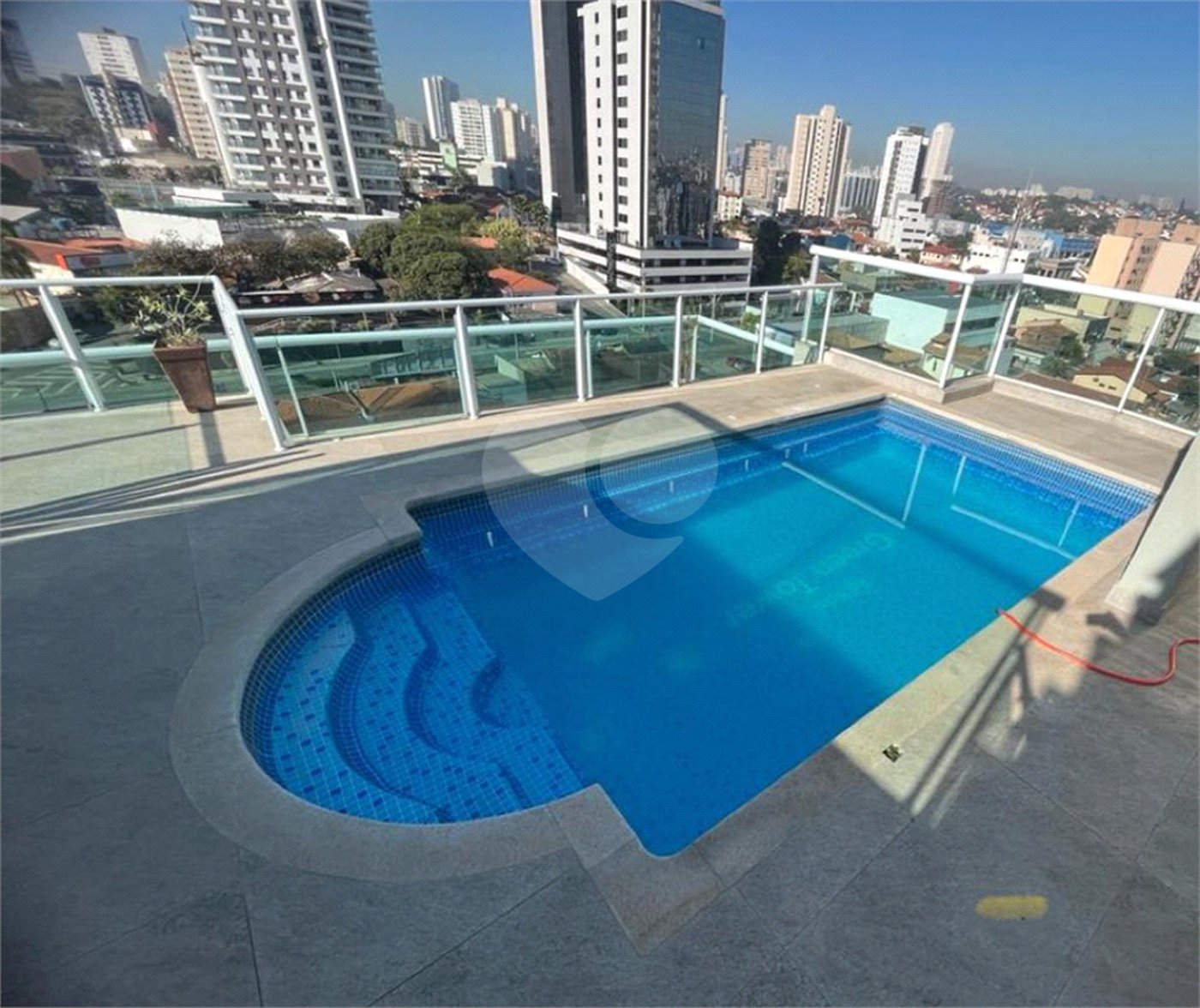Apartamento à venda com 3 suítes em Jardim Faculdade, Sorocaba, SP