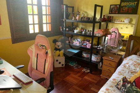 Casa à venda com 4 quartos, sendo 2 suítes, no condomínio Monte Belo, Salto - SP