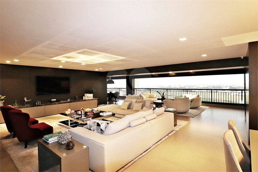 Apartamento à venda com 3 suítes em Santana, São Paulo, SP